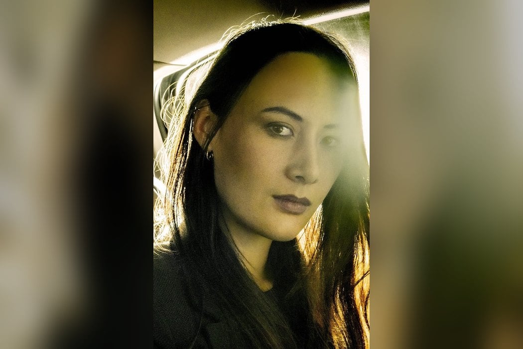 Portrait de Meï Lepage en lumière naturelle